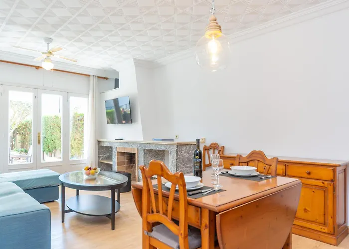 ヴィラ Miquel -tord- カン・ピカフォルト