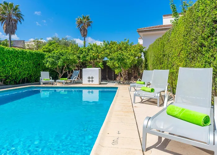 Miquel -tord- Вилла