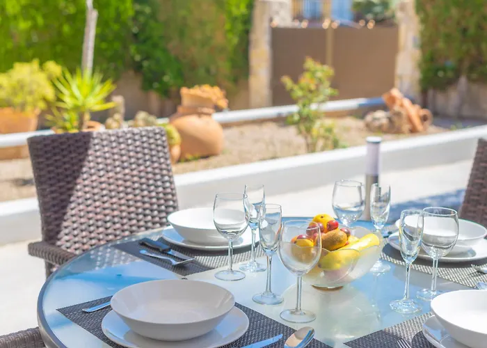 Villa Miquel -tord- *