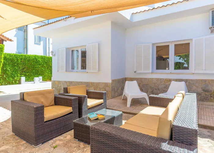 Miquel -tord- Villa *